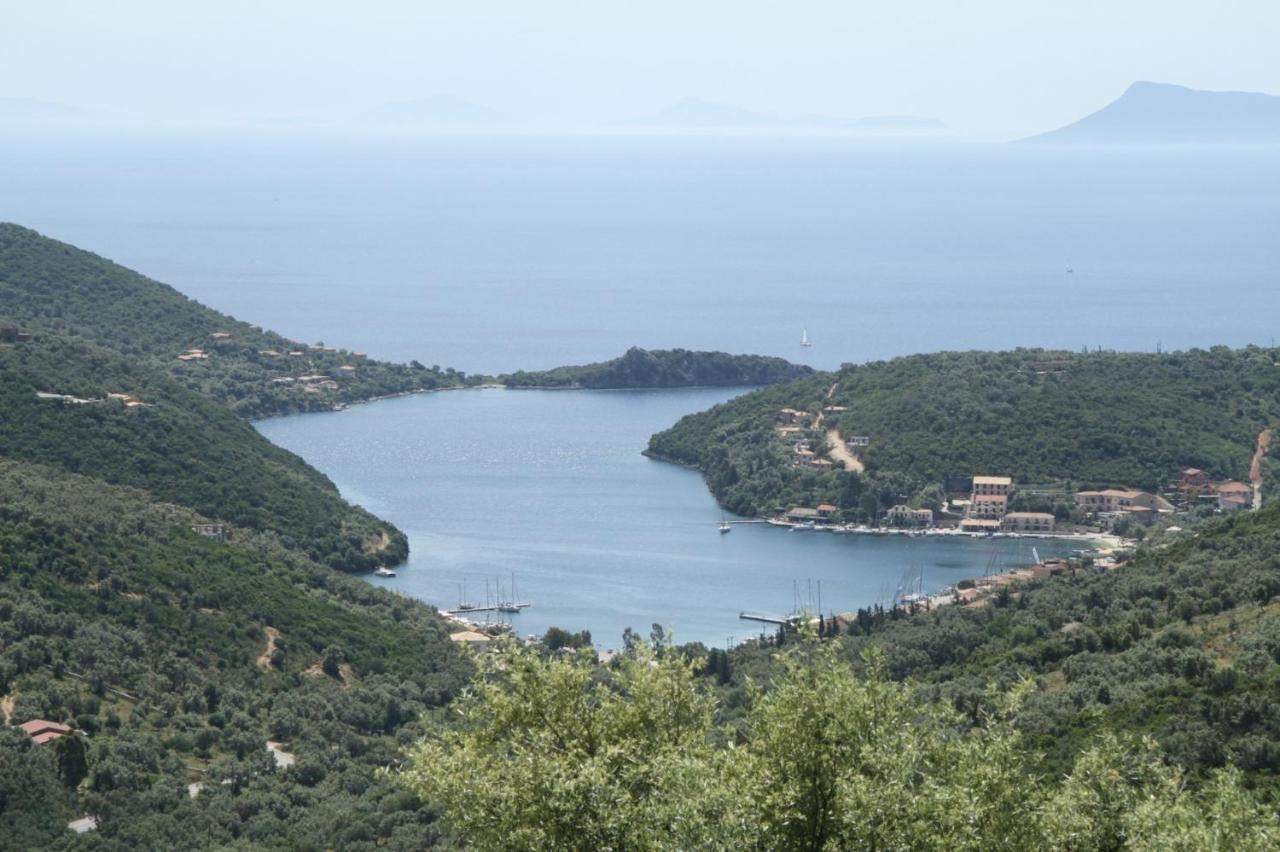 Pantheon & Danae Luxury Villas Sivota Exterior photo
